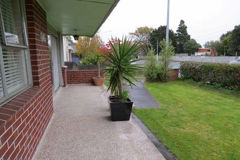 Photo of property in 2/342 College Street, West End, Palmerston North, 4410