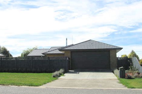 Photo of property in 13 Robinson Street, Rakaia, 7710