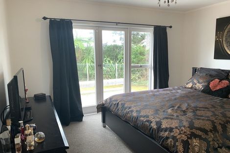 Photo of property in 47 Japonica Drive, Beach Haven, Auckland, 0626