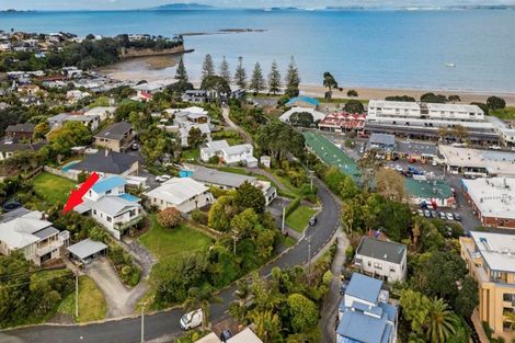 Photo of property in 35 Bayview Road, Browns Bay, Auckland, 0630