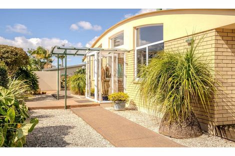 Photo of property in 89 Hone Heke Road, Kerikeri, 0230