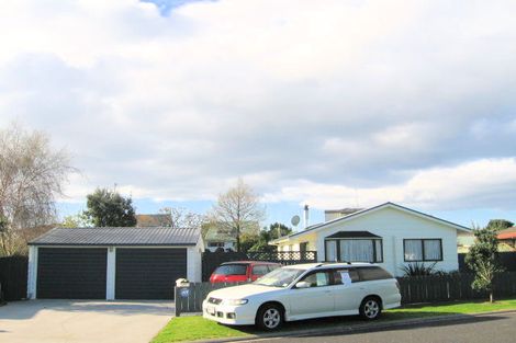 Photo of property in 49 Topaz Drive, Papamoa Beach, Papamoa, 3118