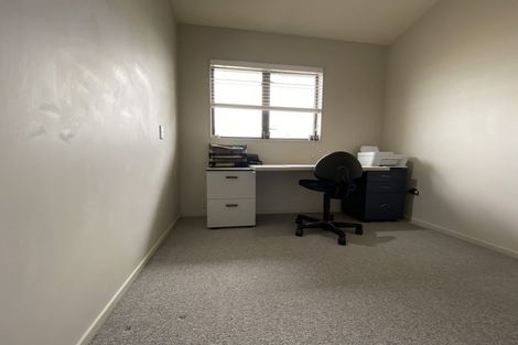 Photo of property in 78 Gunner Drive, Te Atatu Peninsula, Auckland, 0610