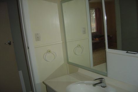 Photo of property in 2/148 Old Farm Road, Hamilton East, Hamilton, 3216