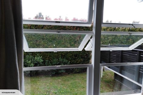 Photo of property in 2/61 Forrest Hill Road, Milford, Auckland, 0620