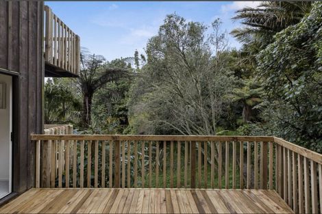 Photo of property in 1/807 East Coast Road, Northcross, Auckland, 0630