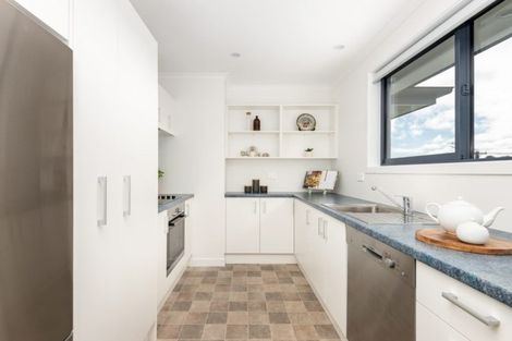 Photo of property in 1/241 Fifield Terrace, Opawa, Christchurch, 8023