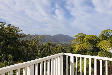 Photo of property in 8 Sunshine Crescent, Kelson, Lower Hutt, 5010