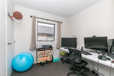 Photo of property in 42 Tupelo Street, Pukete, Hamilton, 3200