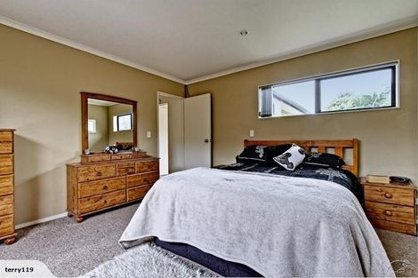 Photo of property in 7 Henry Partington Place, Greenhithe, Auckland, 0632