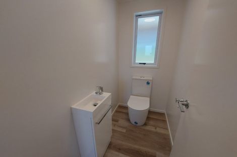 Photo of property in 5 Milla Mae Rise, Woodhill, 0110