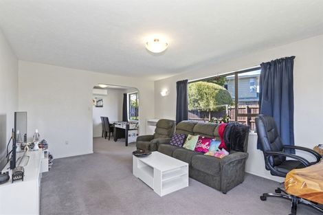 Photo of property in 369a Sawyers Arms Road, Harewood, Christchurch, 8051