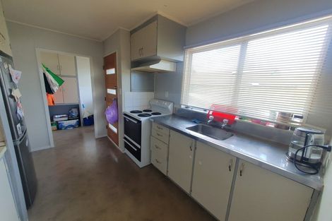 Photo of property in 52 Somerset Crescent, Highbury, Palmerston North, 4412