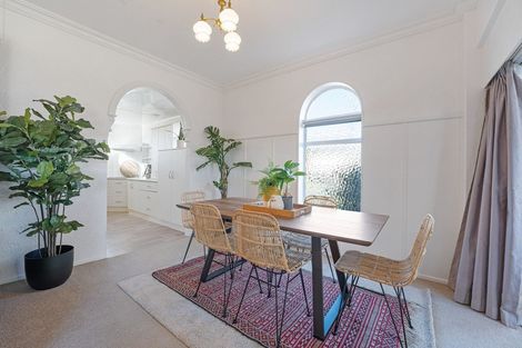 Photo of property in 2 Budleigh Street, Frankleigh Park, New Plymouth, 4310