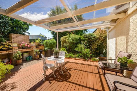Photo of property in 3 The Glen, Hokowhitu, Palmerston North, 4410
