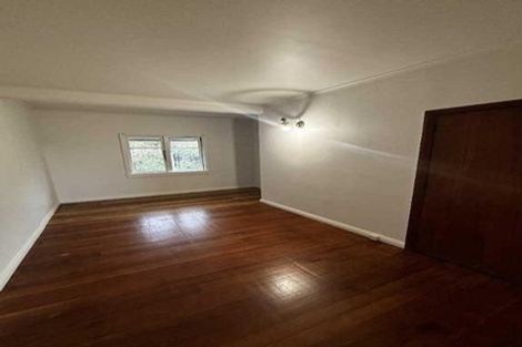 Photo of property in 160 Seaview Road, Westown, New Plymouth, 4310