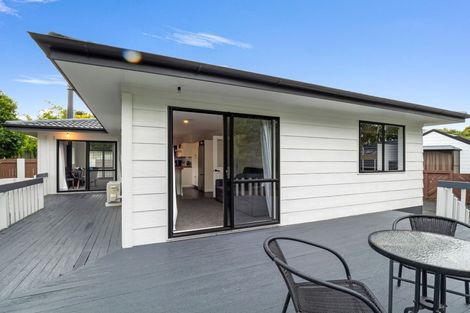 Photo of property in 9 Guernsey Place, Fitzherbert, Palmerston North, 4410