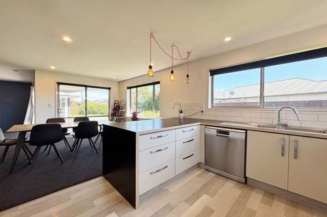 Photo of property in 37 Shadbolt Lane, Rolleston, 7614