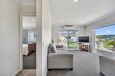 Photo of property in 147 The Fairway, Matarangi, Whitianga, 3592