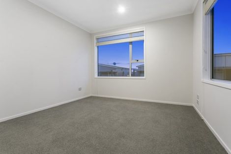 Photo of property in 9 Rangihina Road, Hobsonville, Auckland, 0616