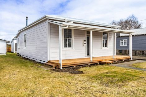 Photo of property in 14 Rangipo Street, Waiouru, 4825