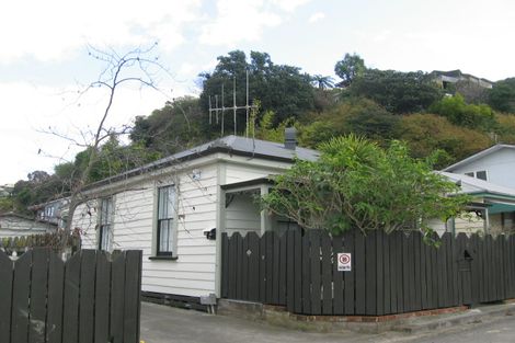 Photo of property in 2 Paradise Road, Napier South, Napier, 4110