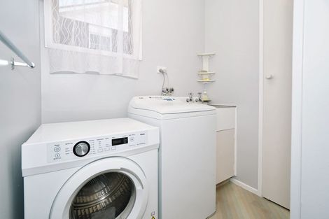 Photo of property in 9 Leyton Place, Nawton, Hamilton, 3200