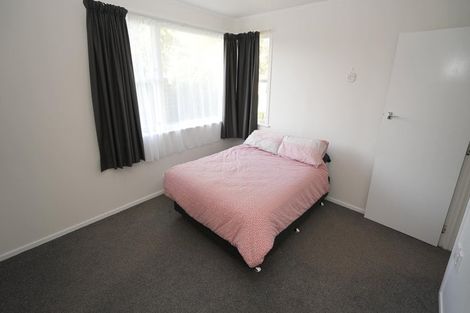 Photo of property in 19 Rhodes Drive, Kelvin Grove, Palmerston North, 4414