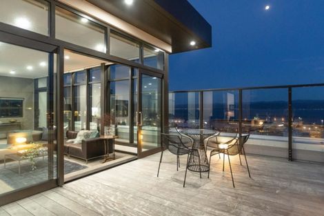 Photo of property in Frame Apartments, 1601/111 Molesworth Street, Thorndon, Wellington, 6011