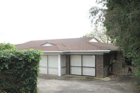 Photo of property in 1/34 Tupaki Place, Pakuranga Heights, Auckland, 2010