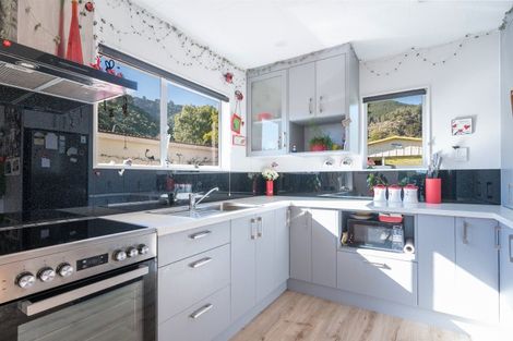 Photo of property in 5 Naumai Street, Atawhai, Nelson, 7010