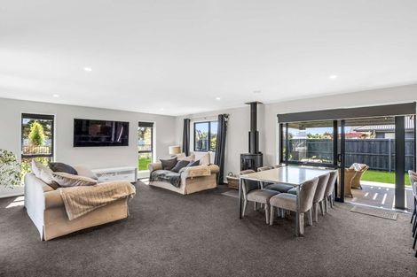 Photo of property in 1 Cox Lane, Amberley, 7410