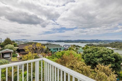 Photo of property in 90 Te Haumi Drive, Paihia, 0200