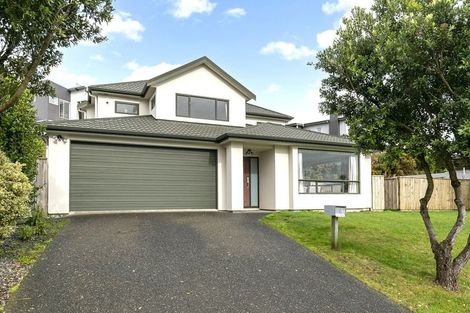 Photo of property in 9 Aspiring Terrace, Aotea, Porirua, 5024