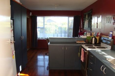 Photo of property in 16 Kathleen Crescent, Hornby, Christchurch, 8042
