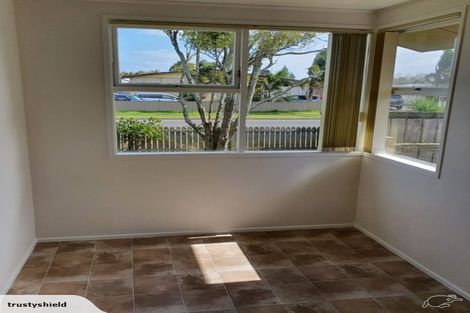 Photo of property in 28 Harania Avenue, Favona, Auckland, 2024