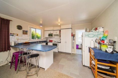 Photo of property in 40 Puriri Street, Hawera, 4610