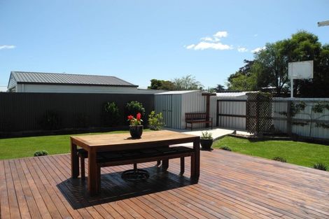 Photo of property in 30 Parsonage Road, Waimate, 7924