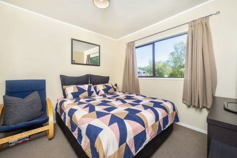 Photo of property in 1/13 Dianthus Place, Browns Bay, Auckland, 0630