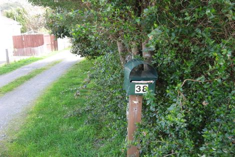 Photo of property in 38 Wood Street, Wainuiomata, Lower Hutt, 5014