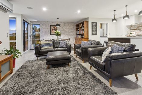 Photo of property in 7 Mill Grove, Riverhead, 0820