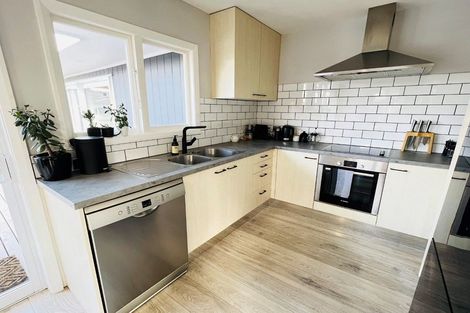 Photo of property in 97 Kendal Avenue, Burnside, Christchurch, 8053