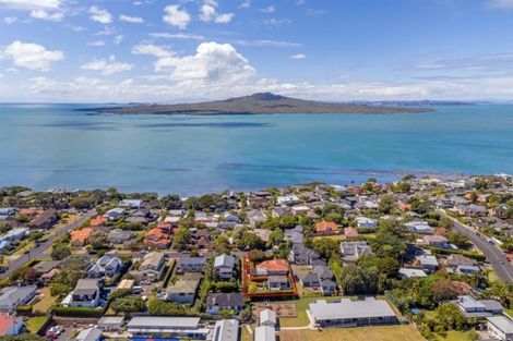 Photo of property in 2/9 Maleme Avenue, Belmont, Auckland, 0622