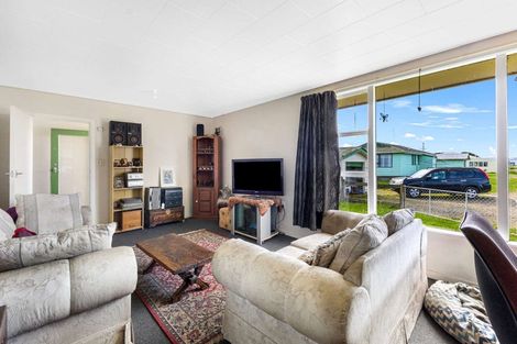 Photo of property in 452 Ohangai Road, Hawera, 4672