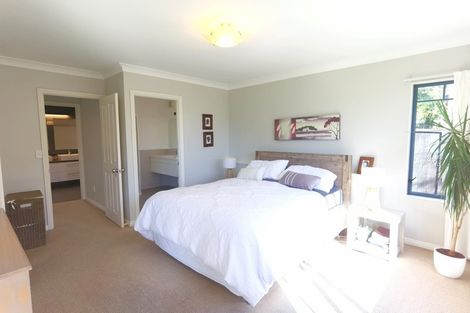Photo of property in 46a Mellons Bay Road, Mellons Bay, Auckland, 2014