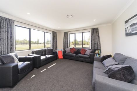 Photo of property in 7 Hartwell Drive, Kelvin Grove, Palmerston North, 4470