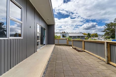 Photo of property in 186 Kaikorai Valley Road, Bradford, Dunedin, 9011