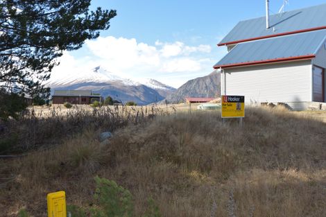 Photo of property in 37 Ohau Drive, Lake Ohau, Twizel, 9412