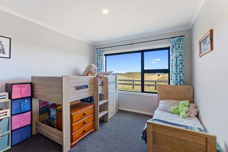 Photo of property in 174 Harakeke Road, Te Horo, Otaki, 5581