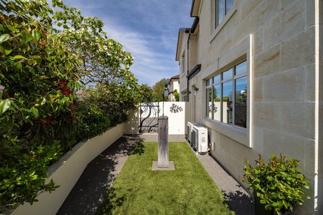 Photo of property in 19 Stirling Street, Merivale, Christchurch, 8014